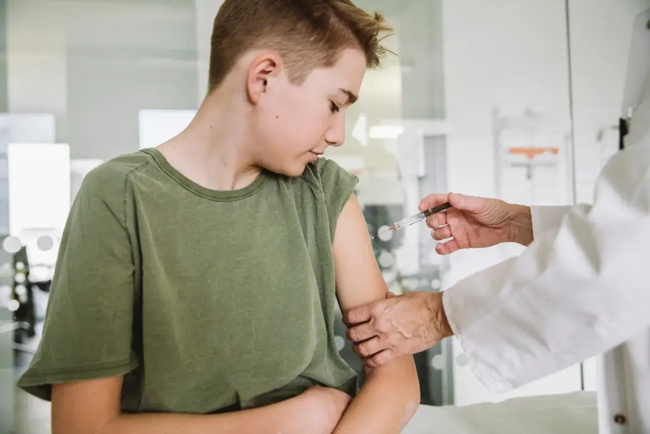 Zdjęcie Skutki uboczne Gardasil 9: co musisz wiedzieć przed szczepieniem
